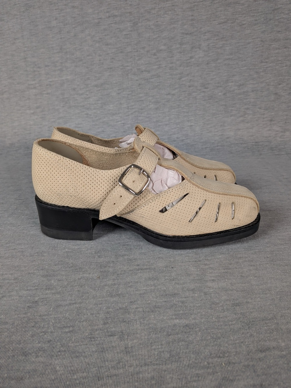 Made in 🇨🇦 Vintage Roots T-Strap Mary Jane Clog - Picture 7 of 16